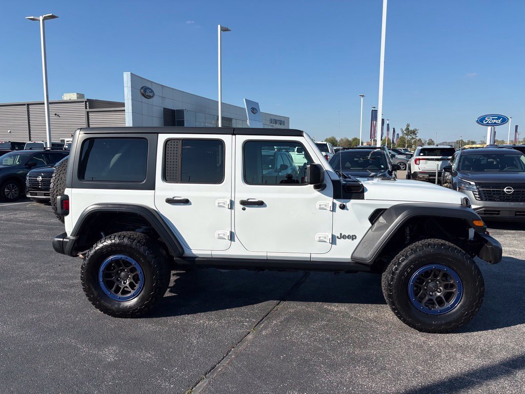 Used 2018 White Jeep Unlimited Sport S image 4