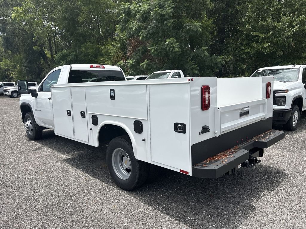 New 2026 Summit White Chevrolet Work Truck image 13