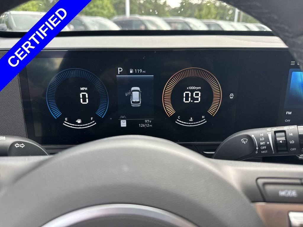 Certified Used 2025 Abyss Black Hyundai SEL image 10