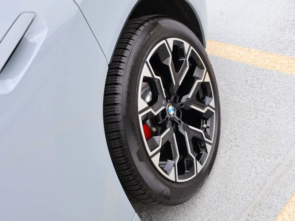 Used 2026 Brooklyn Gray Metallic BMW M50 xDrive image 39