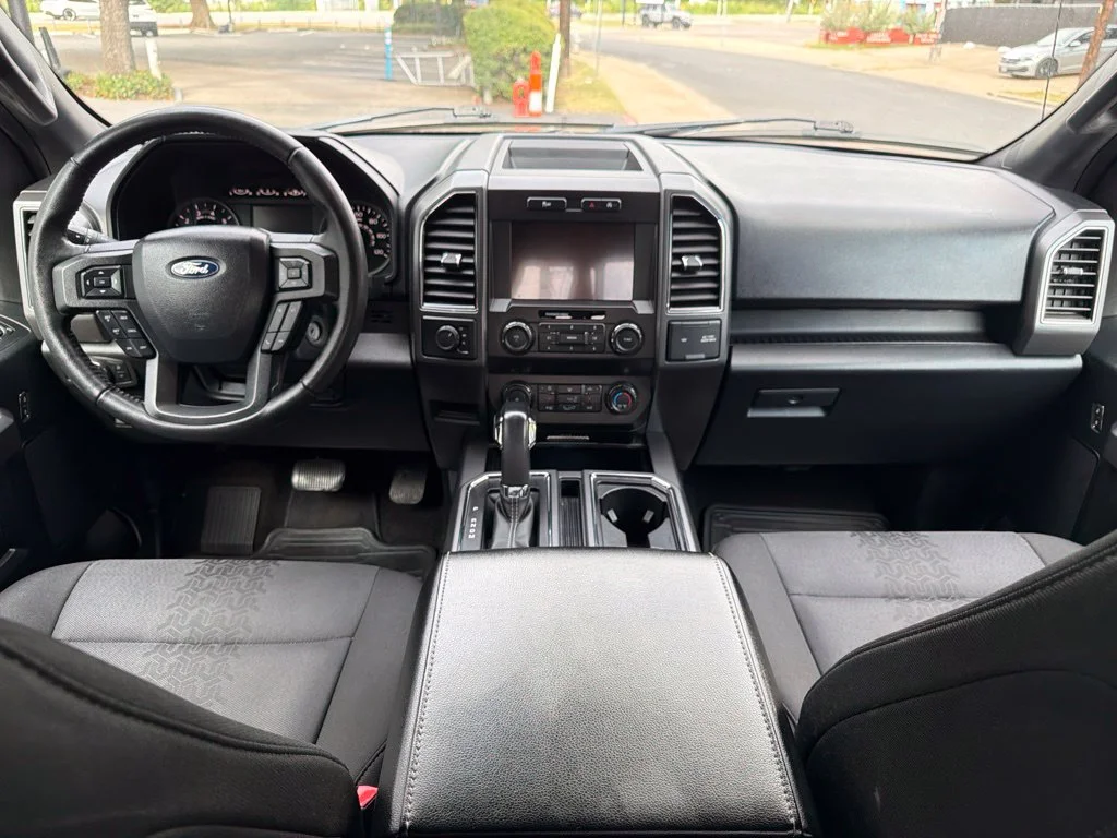 Used 2020 Gray Ford XLT image 26