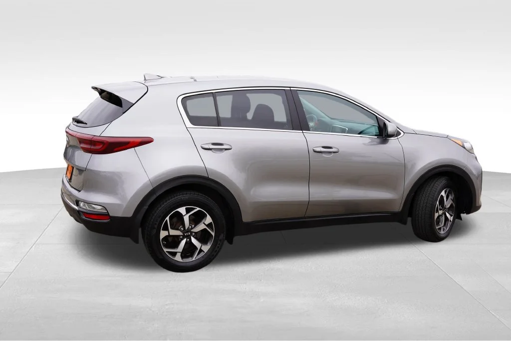 Used 2022 Steel Gray Kia LX image 4