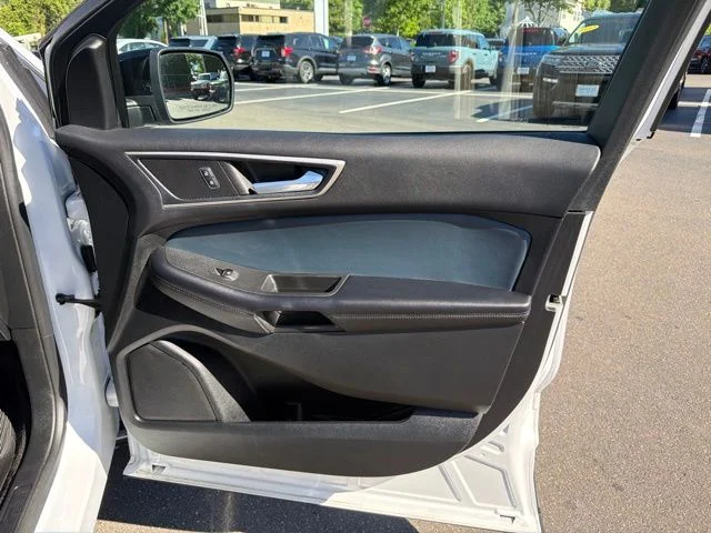 Used 2022 White Ford SEL image 10