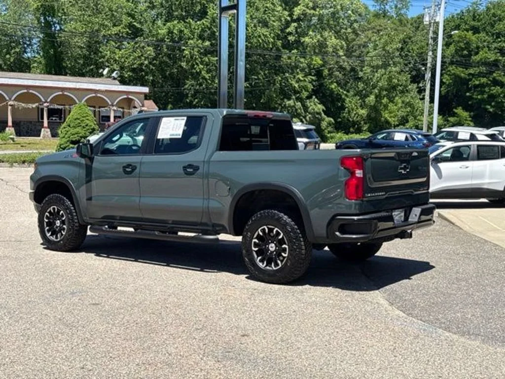 2025 Chevrolet Silverado 1500 ZR2 - Photo 37