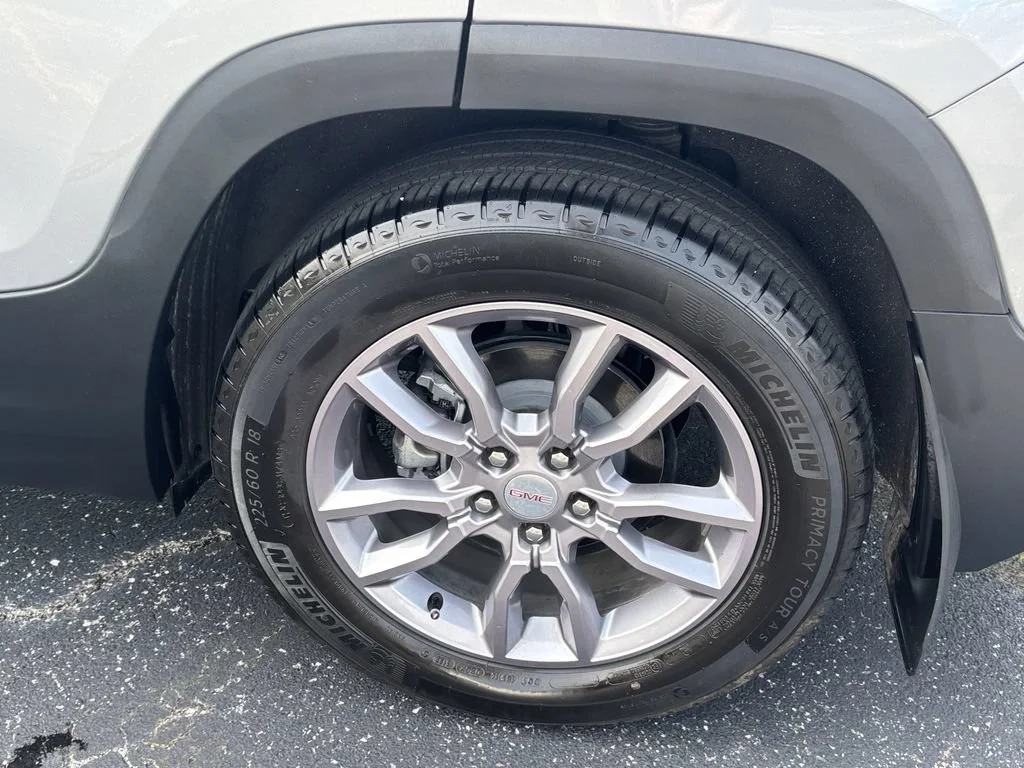 Used 2023 STERLING METALLIC GMC SLT image 10