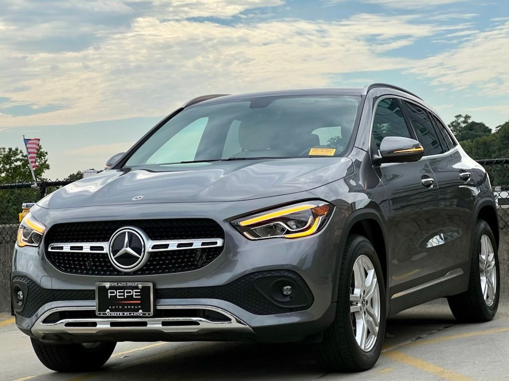 Certified Used 2023 Gray Mercedes-Benz GLA 250 image 4