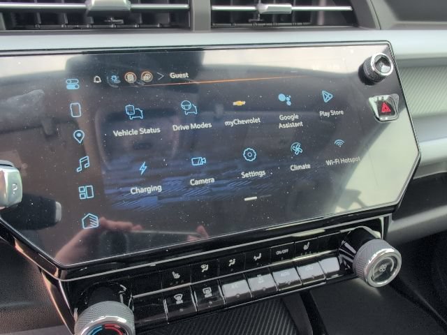 2027 Chevrolet Bolt LT - Photo 19