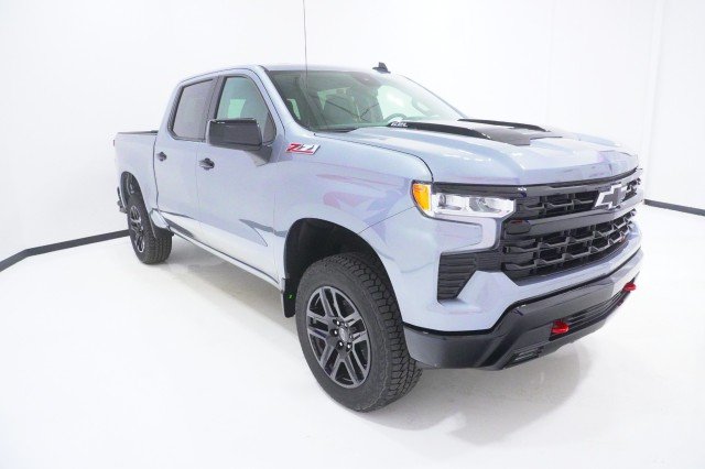 2026 Chevrolet Silverado 1500 LT Trail Boss - Photo 3