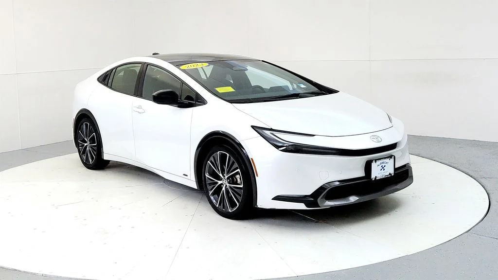 Certified Used 2023 Beige Toyota Limited image 7