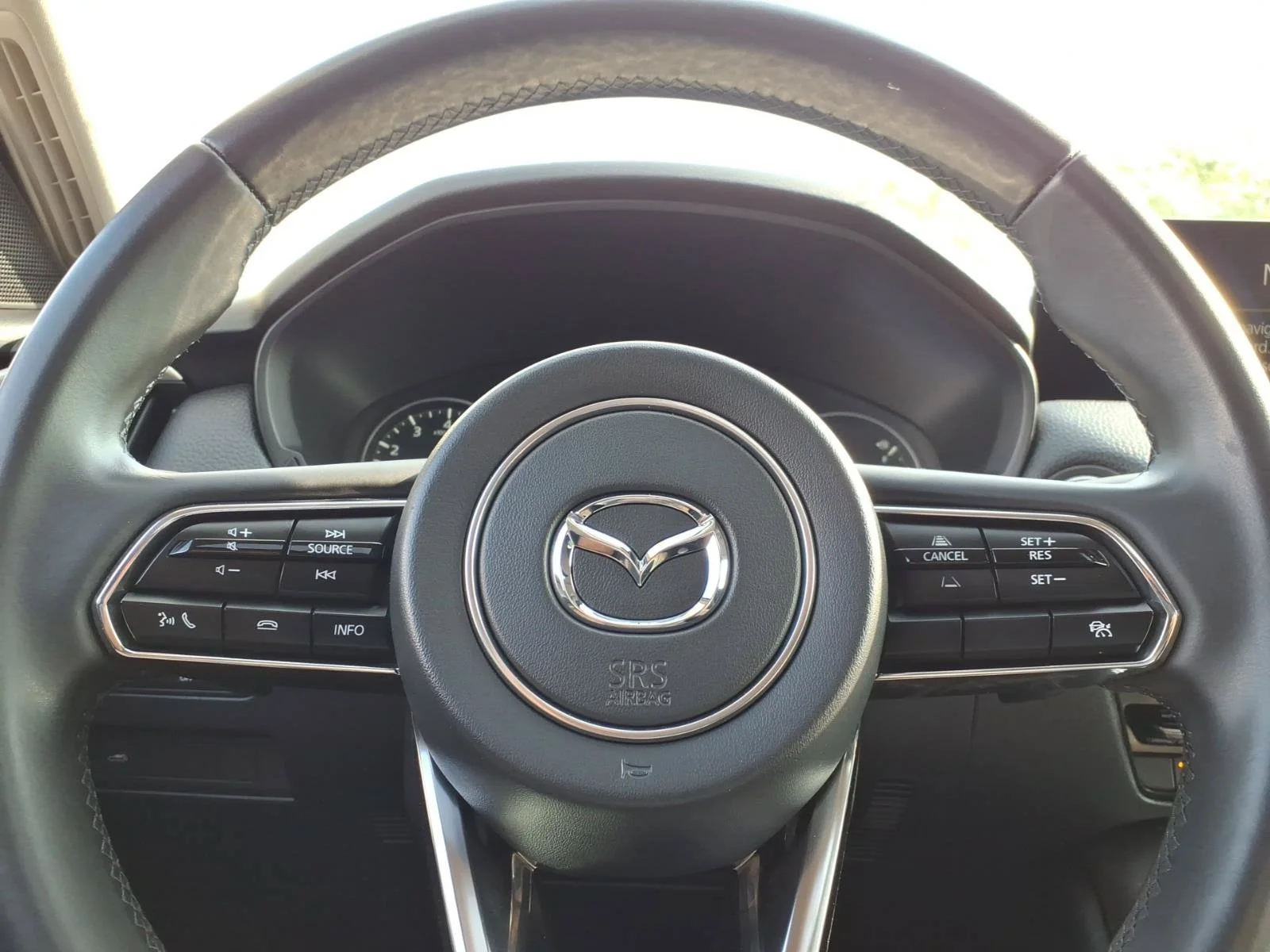 Used 2025 Jet Black Mica Mazda Preferred Package image 29