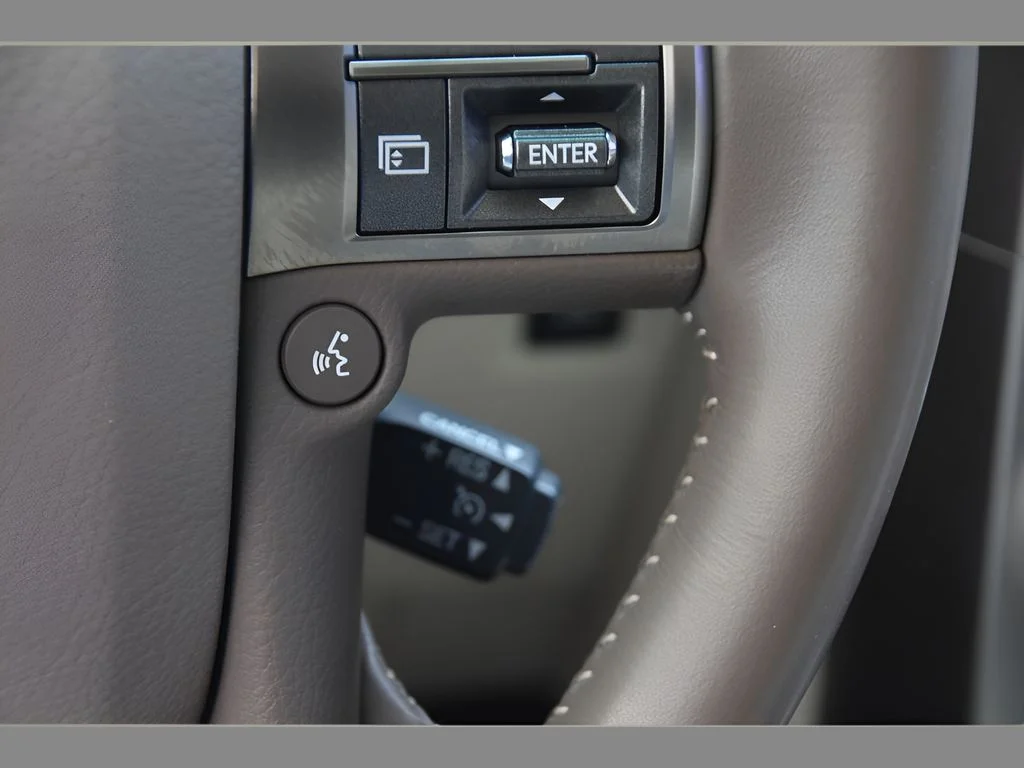 Used 2015 Black Onyx Lexus Base image 35