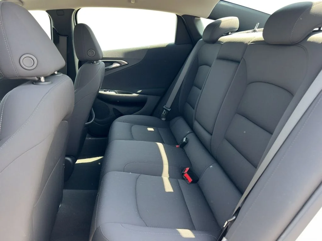 Used 2024 White Chevrolet LT image 7