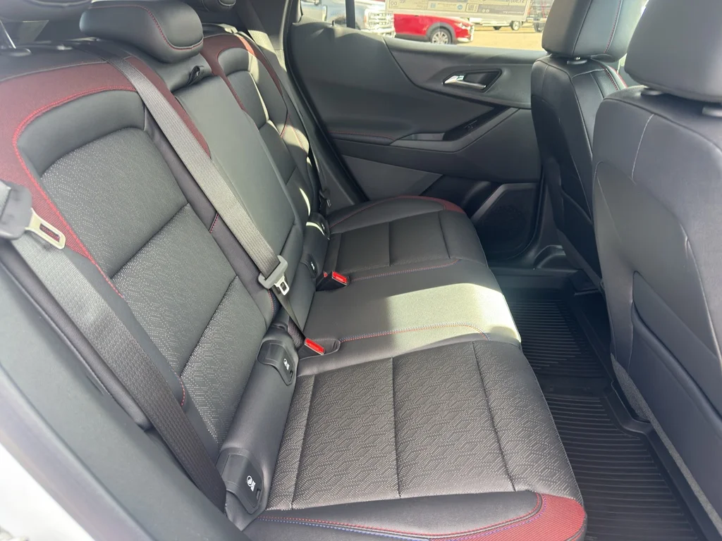 2026 Chevrolet Equinox RS - Photo 18