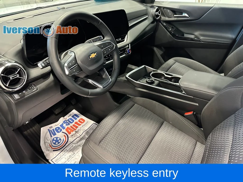 Used 2026 White Chevrolet LT image 17
