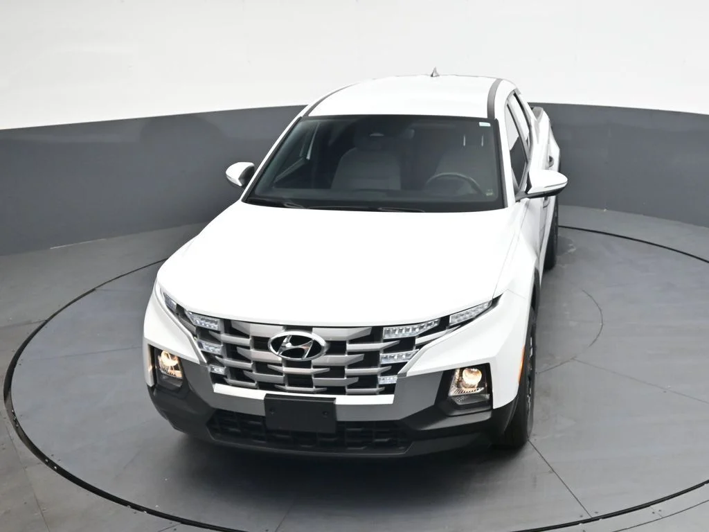 Used 2023 White Hyundai SEL image 39