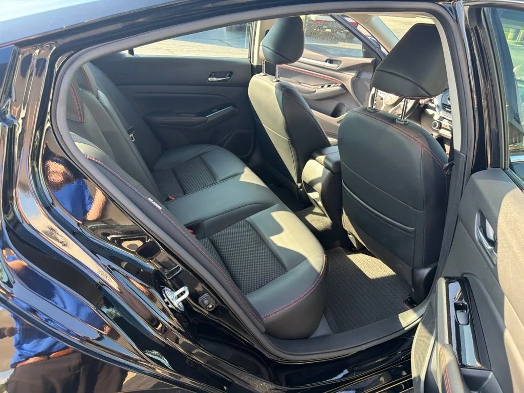 Used 2023 Black Nissan 2.5 SR image 16