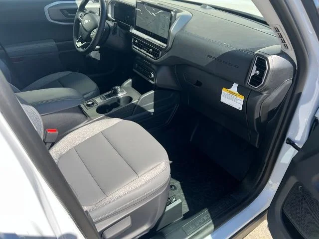 New 2026 Oxford White Ford Badlands® image 58