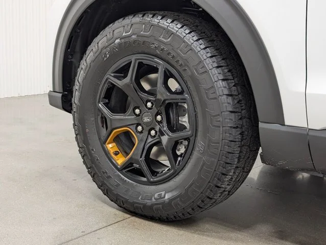 New 2026 Star White Metallic Tri-Coat Ford Tremor® image 32