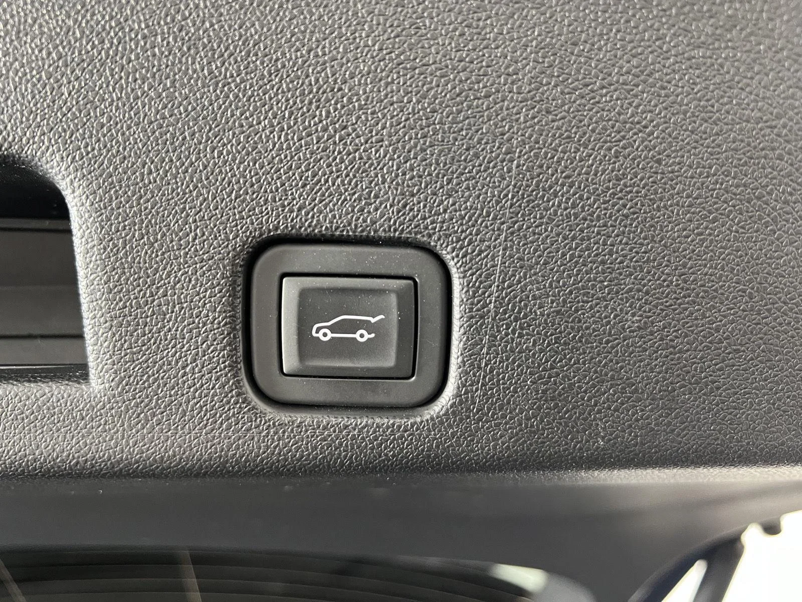 Used 2024 Lakeshore Blue Metallic Chevrolet LT image 24