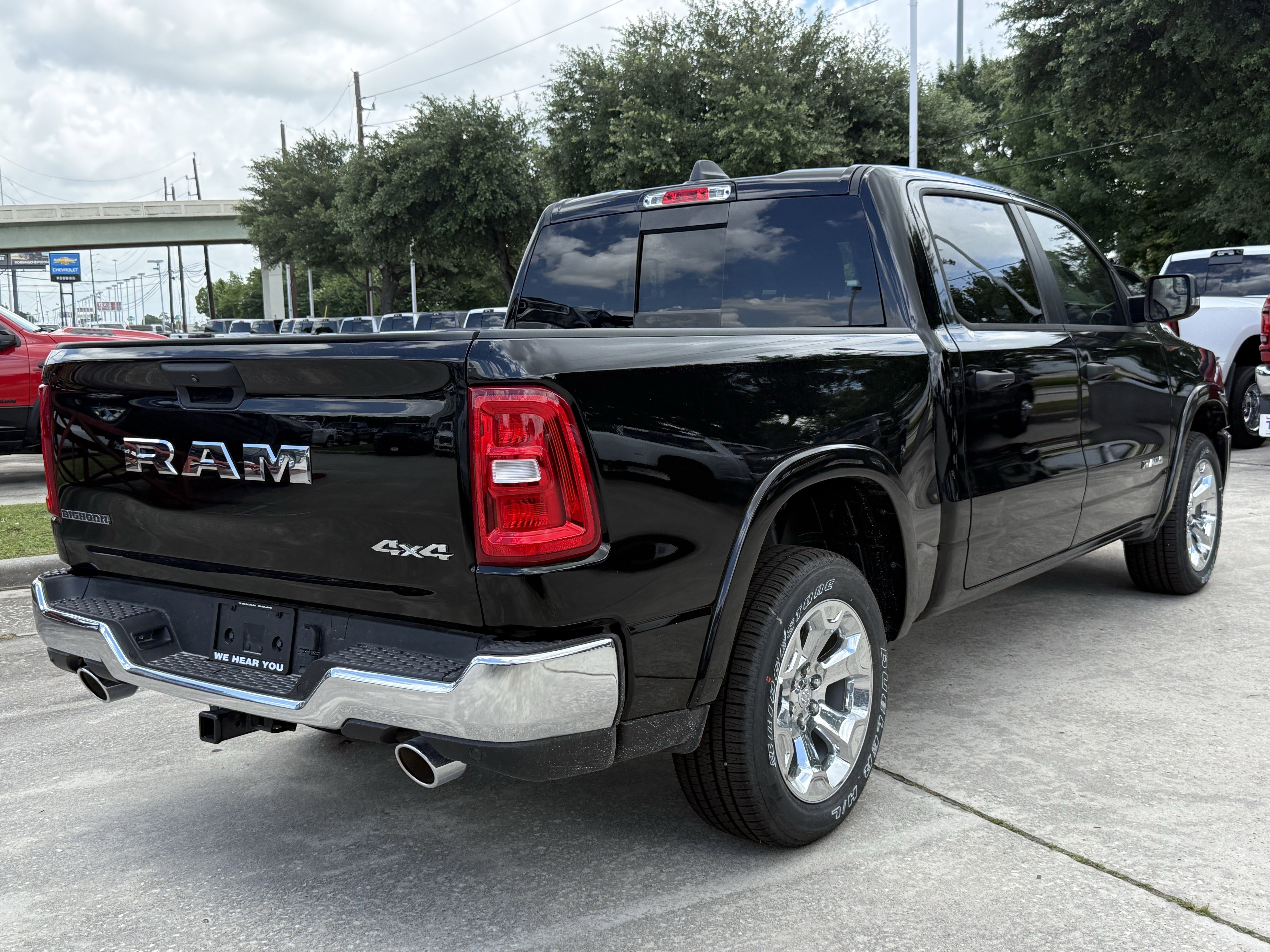 New 2026 Diamond Black Crystal Pearl-Coat Exterior Paint RAM Big Horn image 4