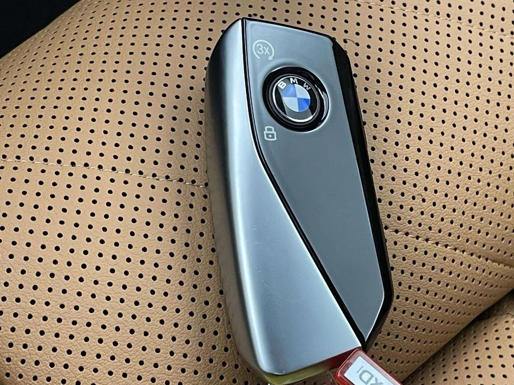 New 2027 Black BMW xDrive40i image 38