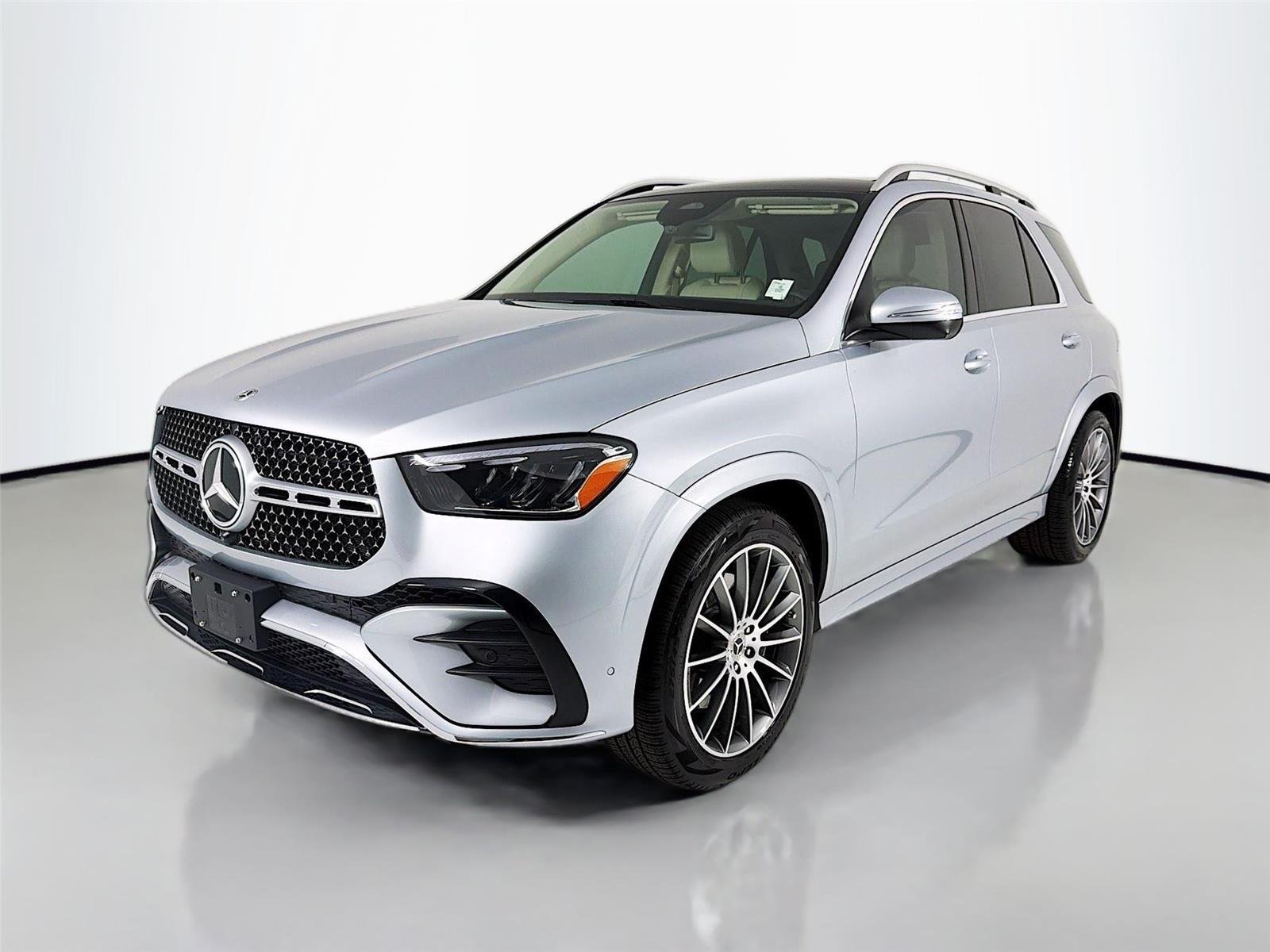 Used 2025 Cirrus Silver Metallic Mercedes-Benz GLE 350 image 1