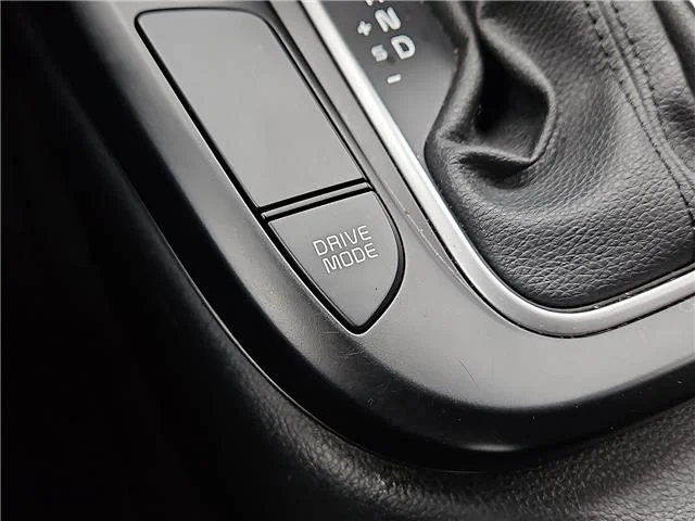 Used 2025 Gray KIA LX (IVT) image 19
