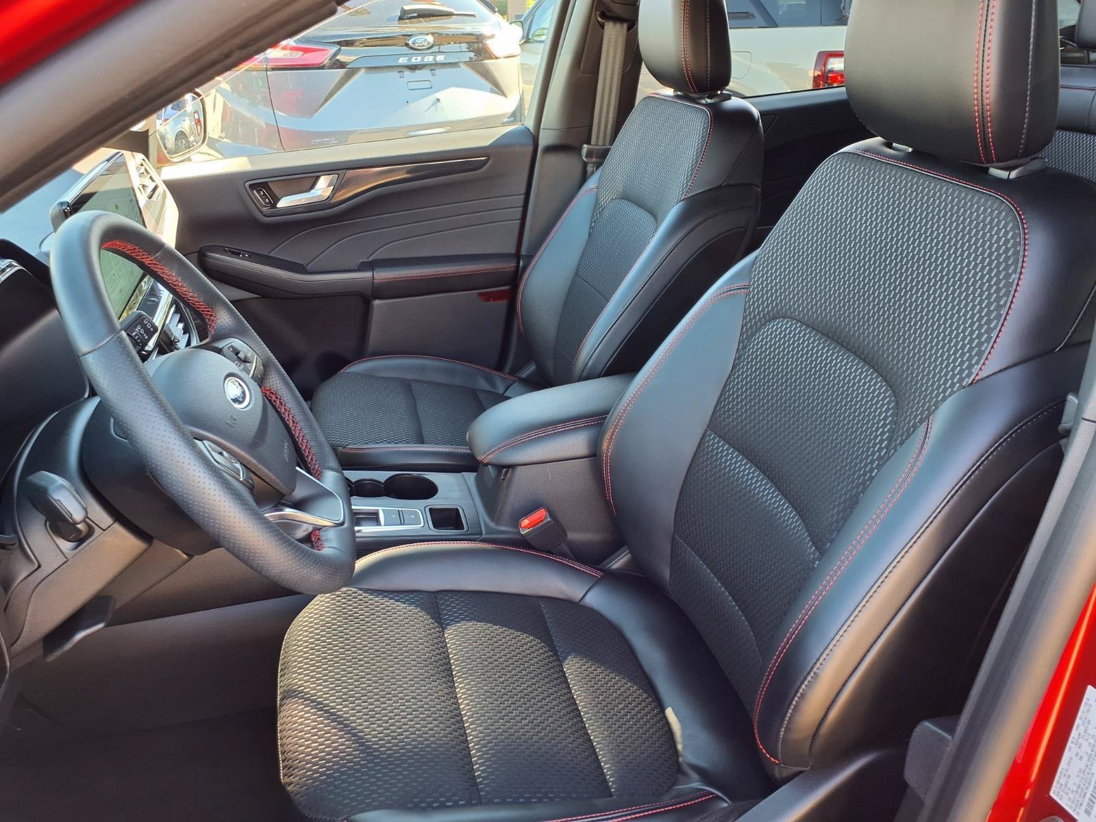 Used 2024 Rapid Red Metallic Tinted Clearcoat Ford ST-Line image 4