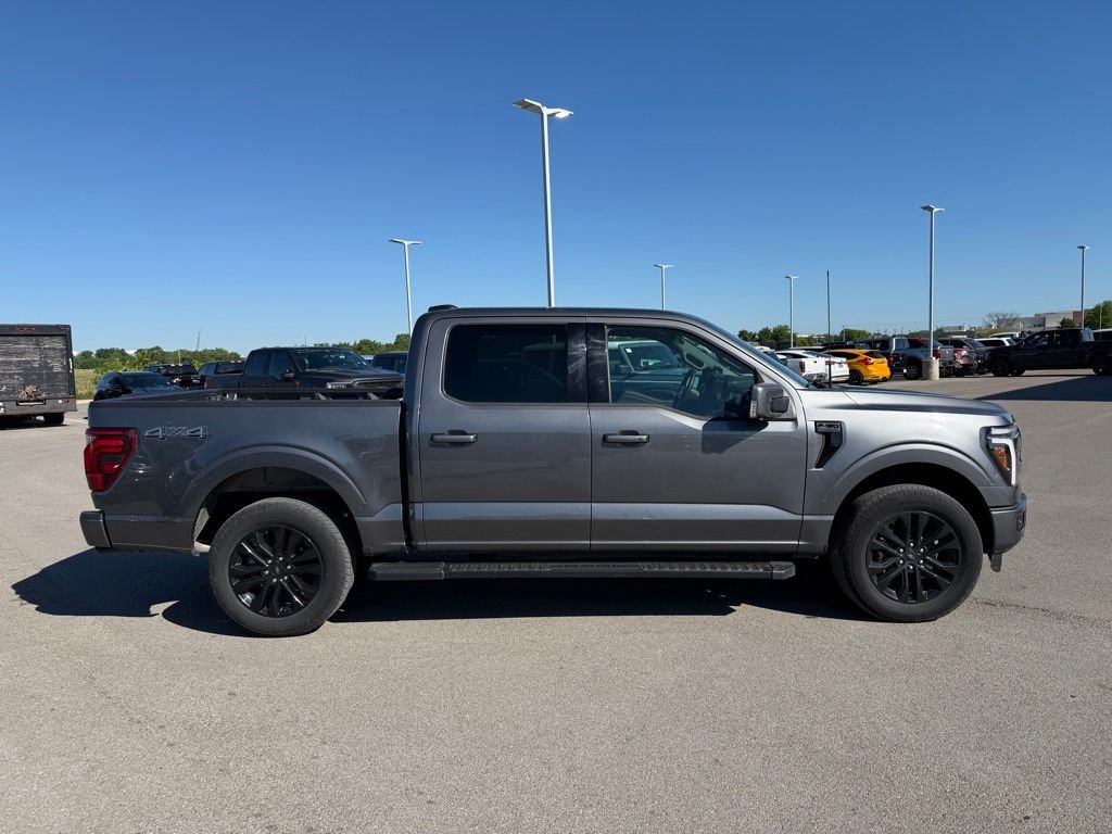 Used 2025 Carbonized Gray Metallic Ford Lariat image 16