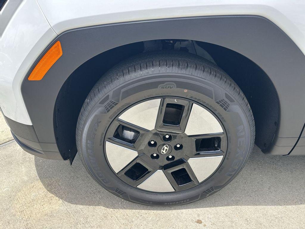2026 Hyundai Santa Fe SE - Photo 18