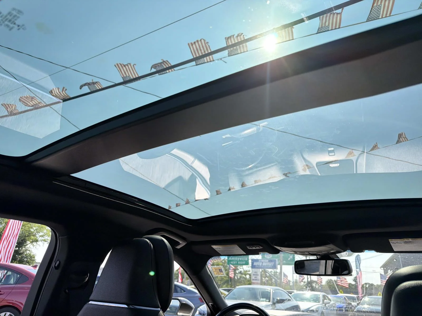 Used 2018 Gray Lincoln Reserve image 19