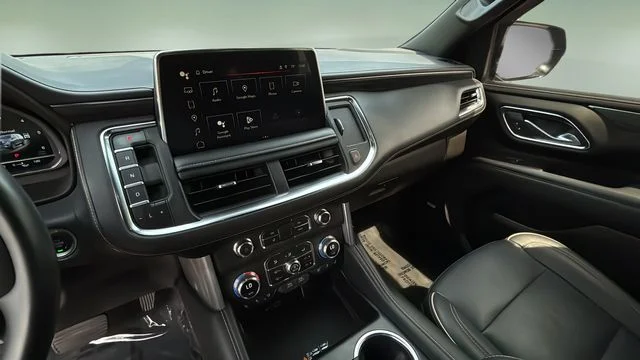 Used 2023 Silver GMC SLT image 25