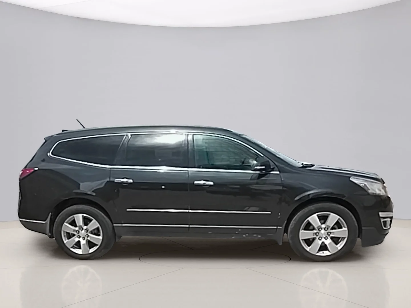 Used 2015 Black Chevrolet LT image 6