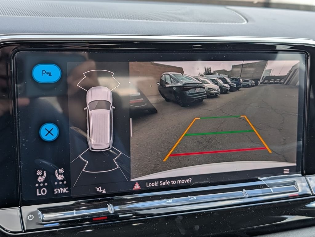 2026 Volkswagen Atlas SE w/Tech - Photo 13