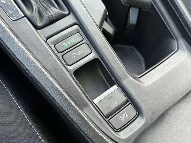 2025 Honda Accord SE - Photo 29