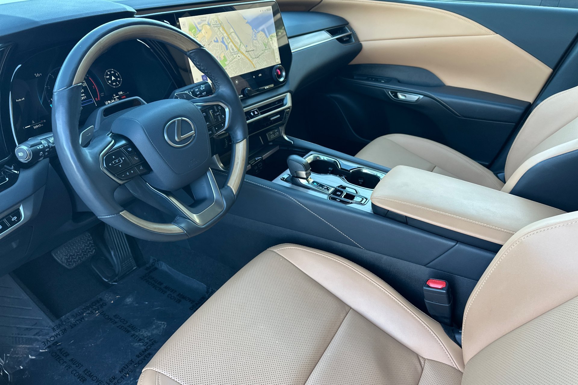2025 Lexus RX 350 - Photo 13