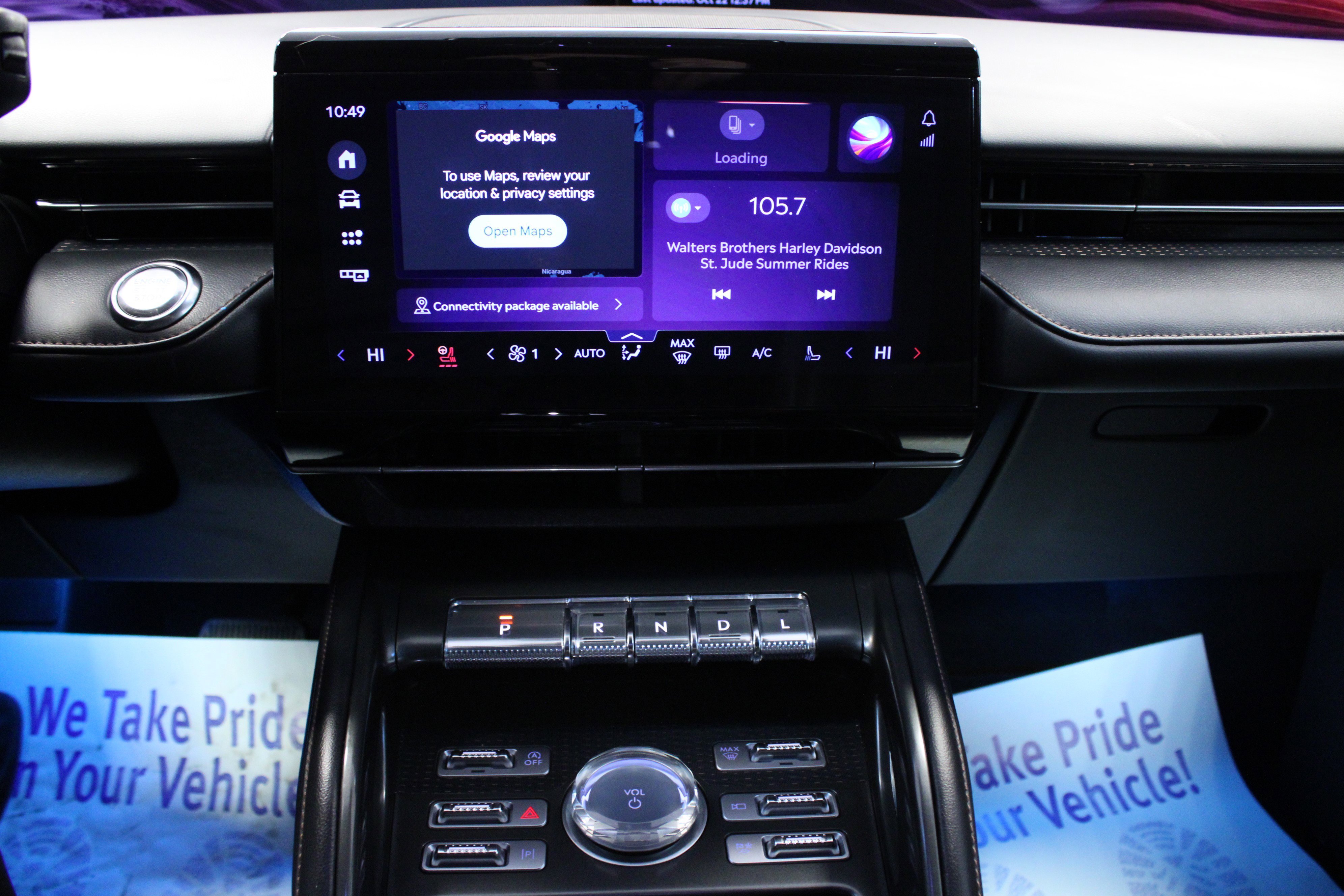 Used 2024 Radiance Metallic Lincoln Premiere image 22