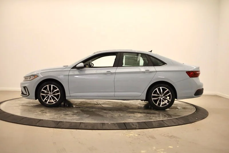 New 2026 Gray Volkswagen 1.5T SE image 6