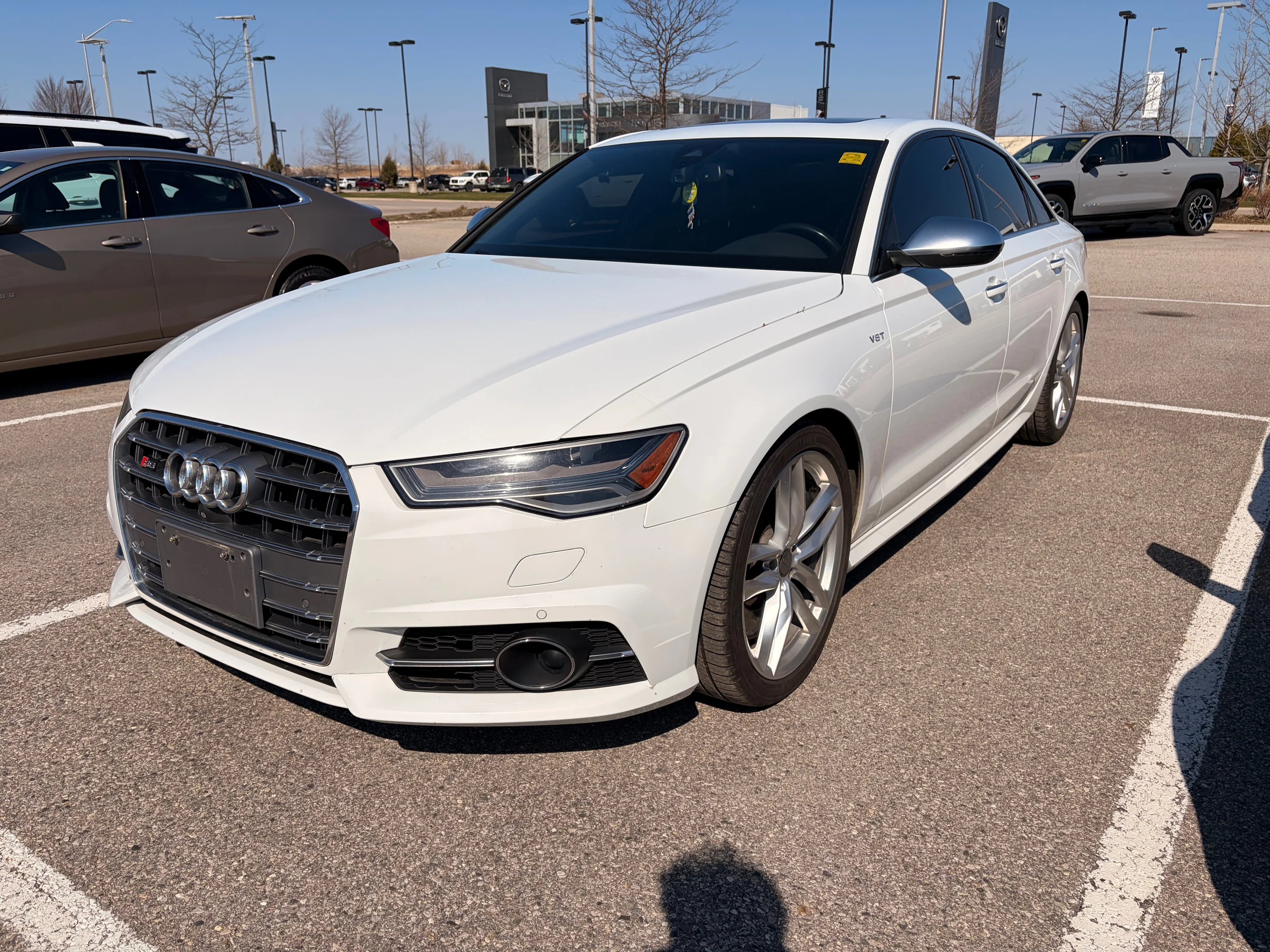 Used 2016  Audi 4.0T image 1