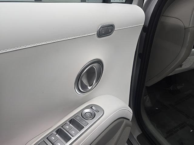 New 2026 Silver Hyundai Limited AWD image 9
