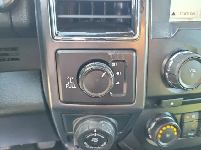 Used 2018 Black Ford XLT image 33