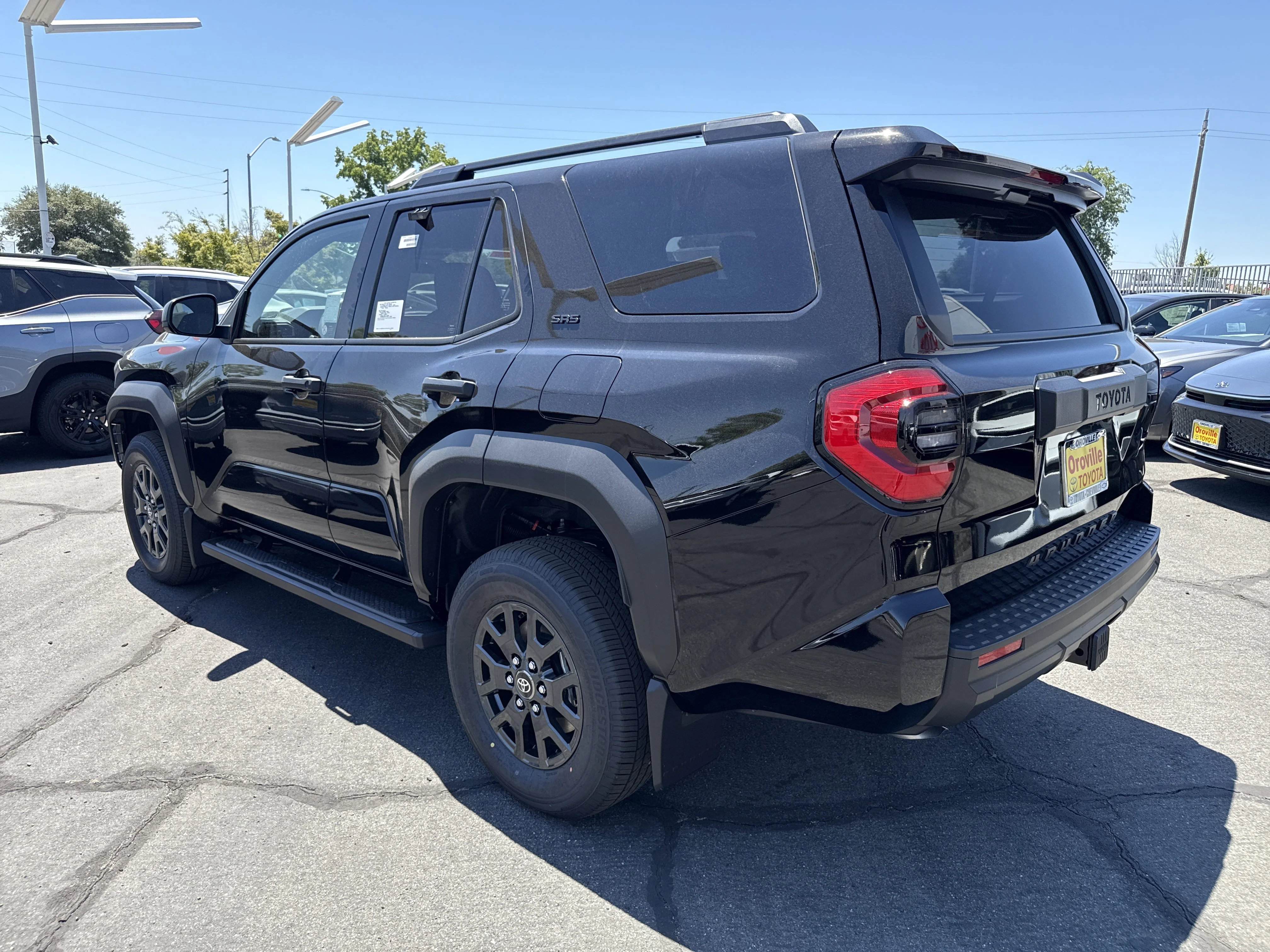 2026 Toyota 4Runner SR5 - Photo 3