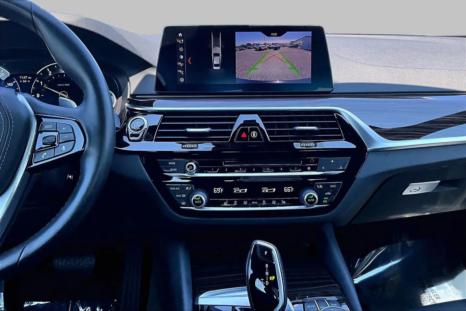 Used 2019 Black Sapphire Metallic BMW 530i xDrive image 7