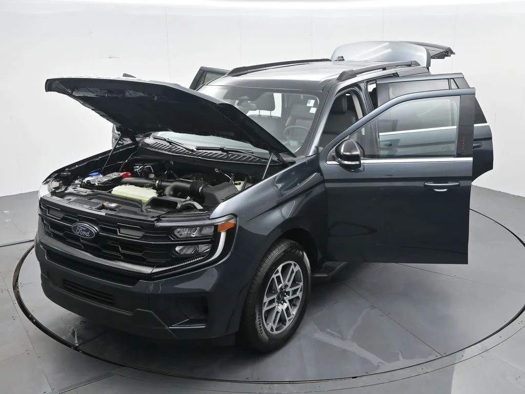 New 2025 Stone Blue Metallic Ford Active image 36