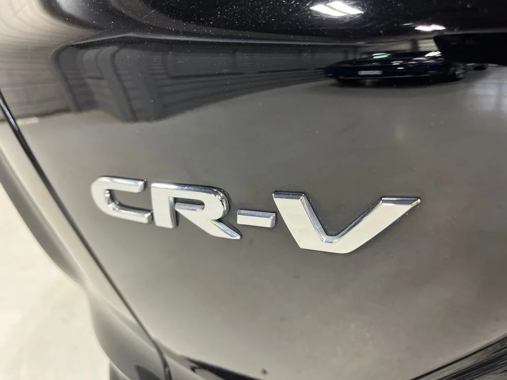Certified Used 2022 Crystal Black Pearl Honda Touring image 37