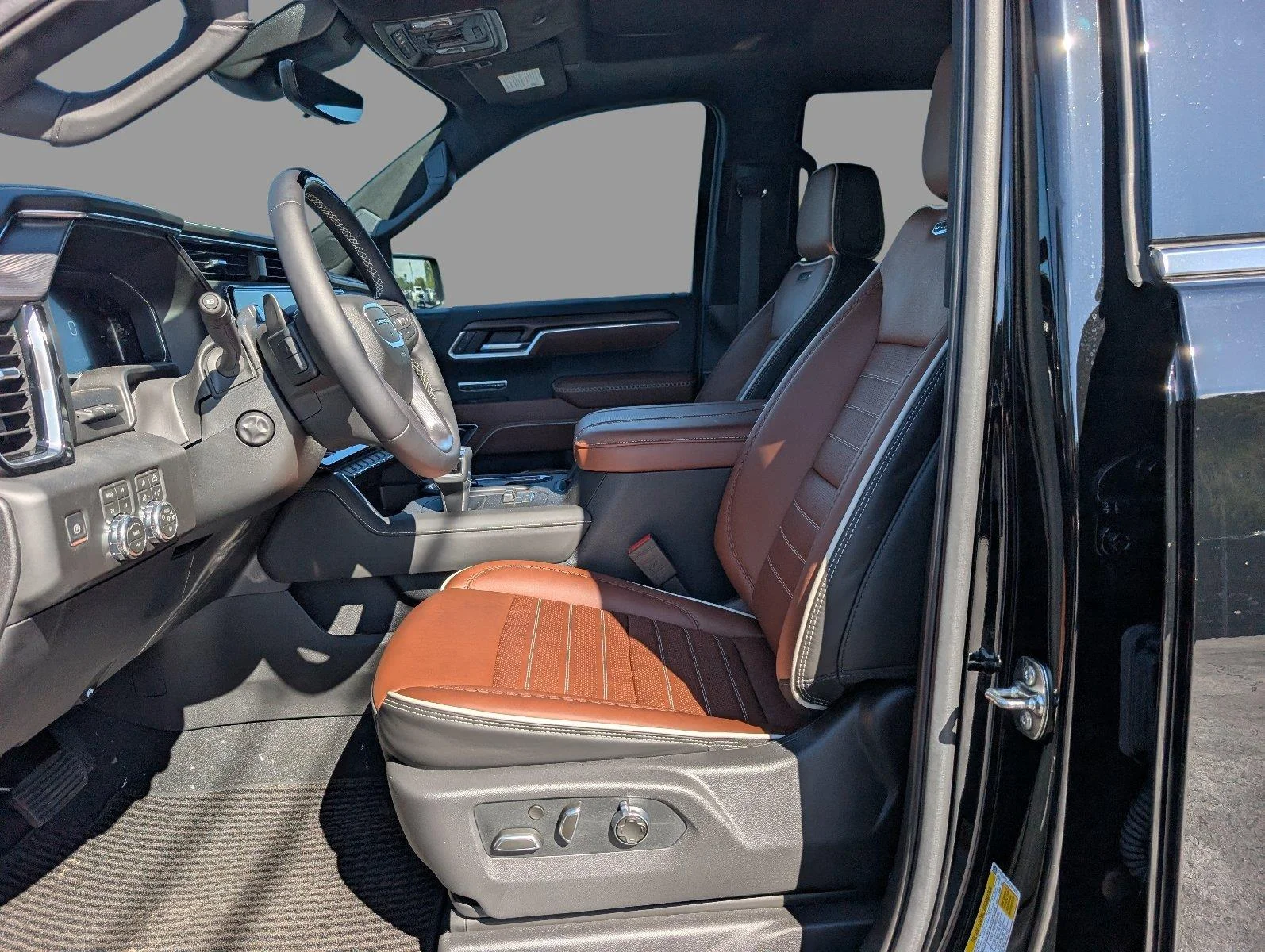 New 2026 Onyx Black GMC Denali Ultimate image 15