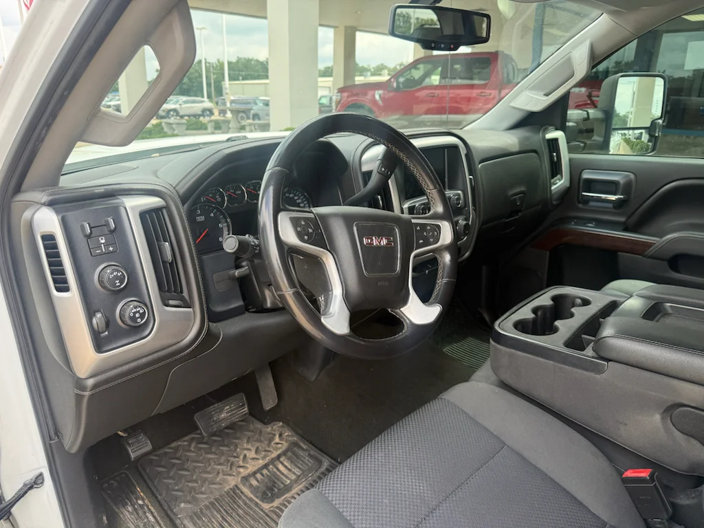 Used 2017 Summit White GMC SLE image 14