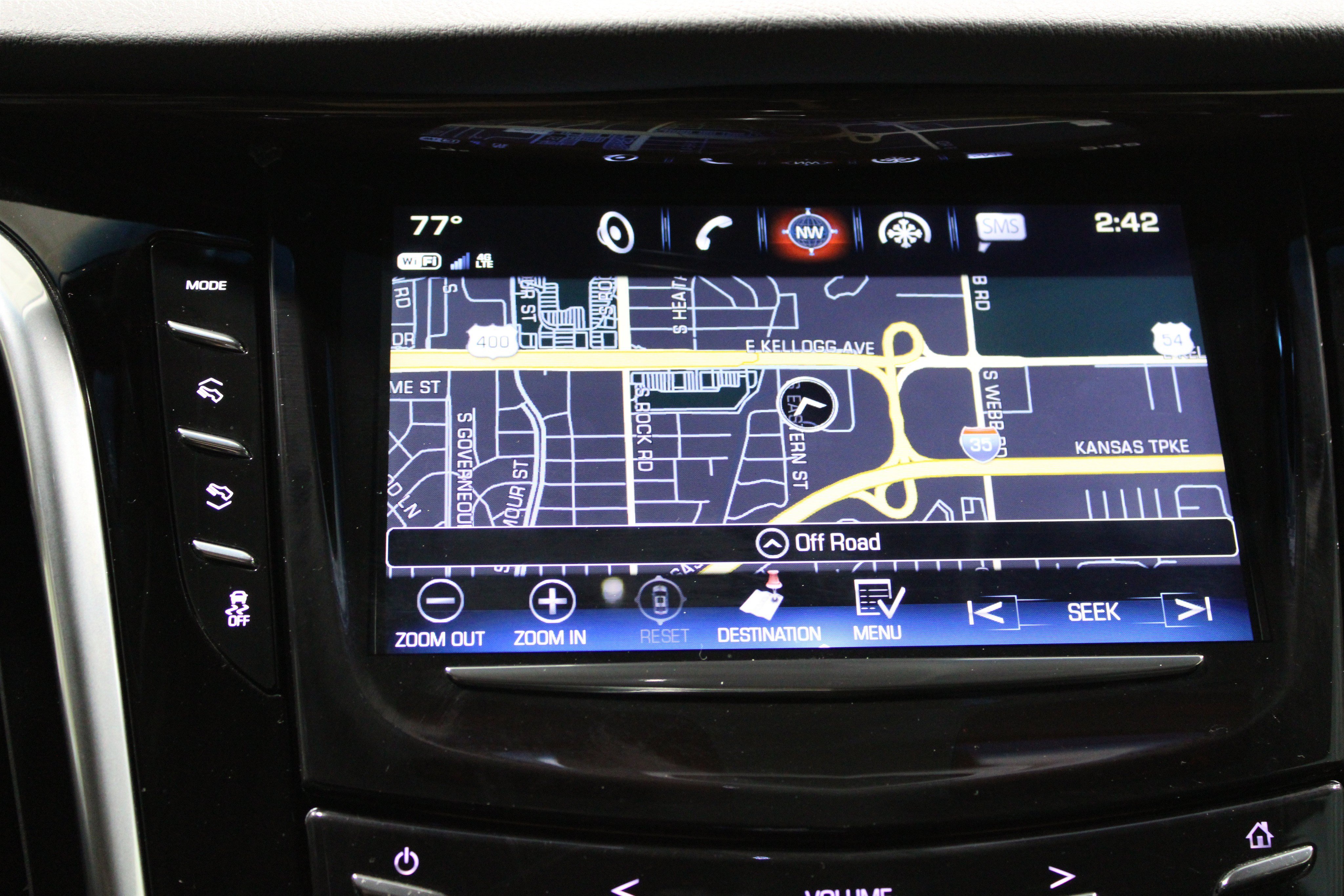 Used 2019 Black Raven Cadillac Luxury image 19