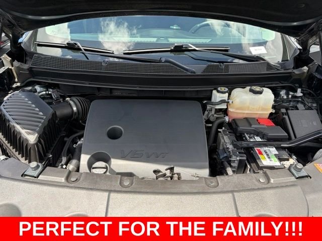Used 2021 Gray Chevrolet LT image 11
