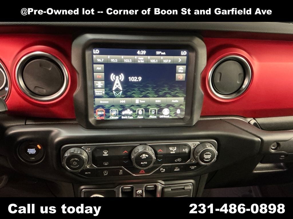 Used 2022 Green Jeep Rubicon image 22